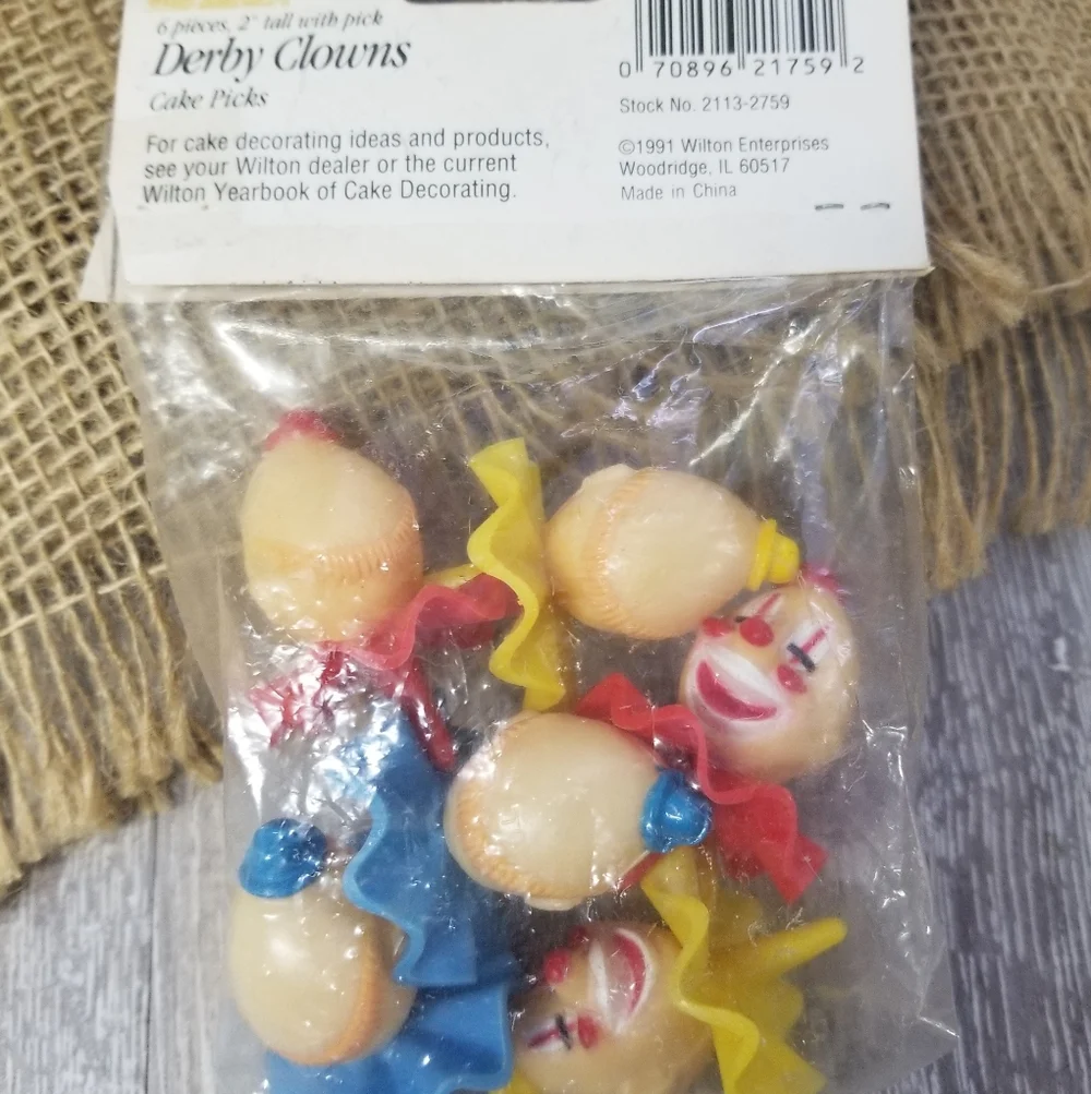 Vintage Derby Clowns Cake Picks
